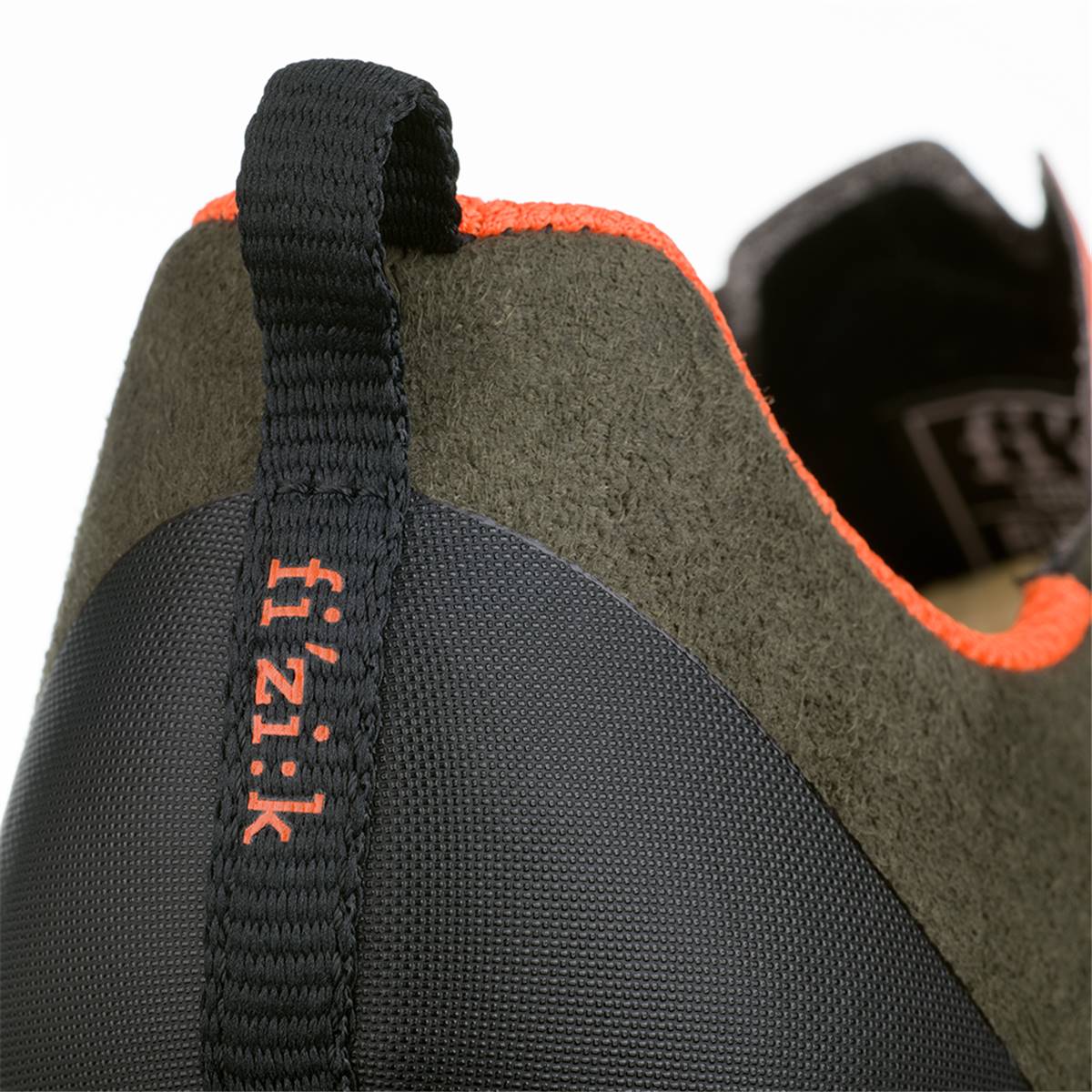 fizik terra x5 suede