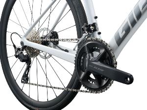 Vélo Route GIANT Defy Advanced 2 105 2x12v Blanc (2027)