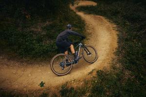 VTT électrique GIANT Talon E+ Asphalt Green 430Wh (2026)