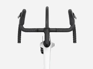 Vélo Route TREK Madone SL 6 AXS 8e Gen. Gloss Crystal White Matte Deep Smoke
