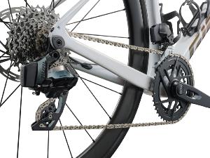 Vélo Route GIANT Defy Advanced Pro 1 Blanc SRAM Rival AXS E1