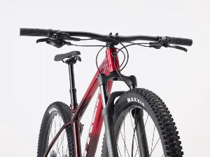 VTT Aluminium TREK Marlin 7 3e gén. Fury Red Lithium Grey Fade