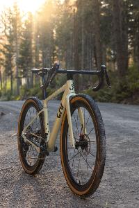Vélo gravel femmes LIV Devote Advanced SL 2 Misty Aloe SRAM Rival AXS