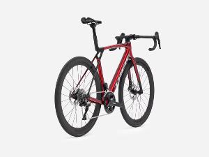 Vélo Route TREK Madone SL 6 8e Gen. Gloss Fury Red Matte Deep Smoke