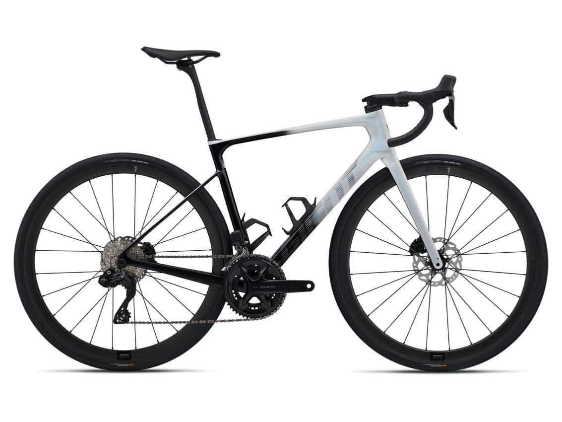 Vélo Route GIANT Defy Advanced Pro 1 105 Di2