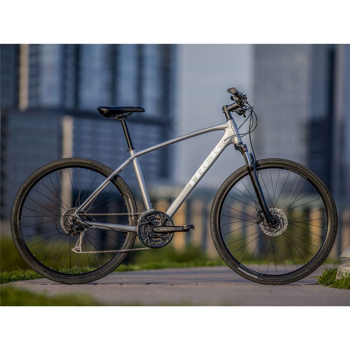 cosmic hybrid cycles